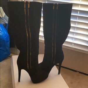 Sexy Faux Suede Boots with Zipper Detail